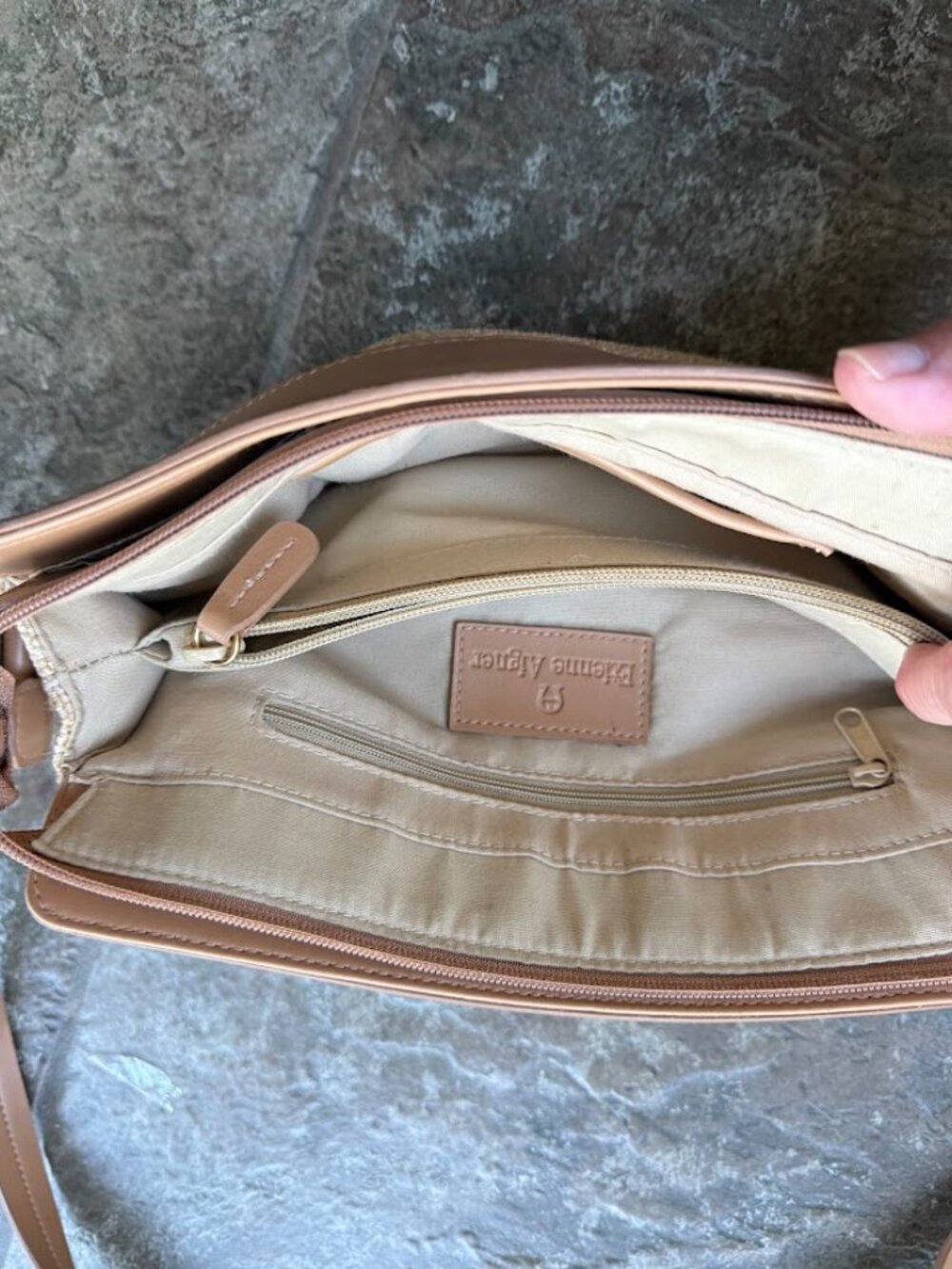 Vintage Etienne Aigner Woven Jute & Leather Shoulder Bag - Picture 3 of 8